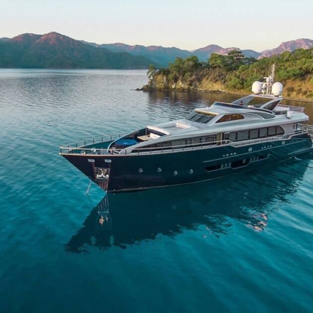 Luxury Yacht Harun
