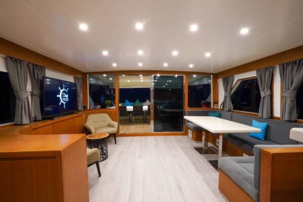 Sophisticated Elegance Awaits: Cinar Yildizi's Main Saloon - Your Luxurious Home Afloat