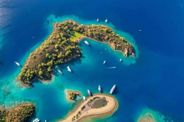 Where Turquoise Waters Meet Luxury: Explore Gocek's Hidden Gems by Yacht - Your Unforgettable Adventure Begins