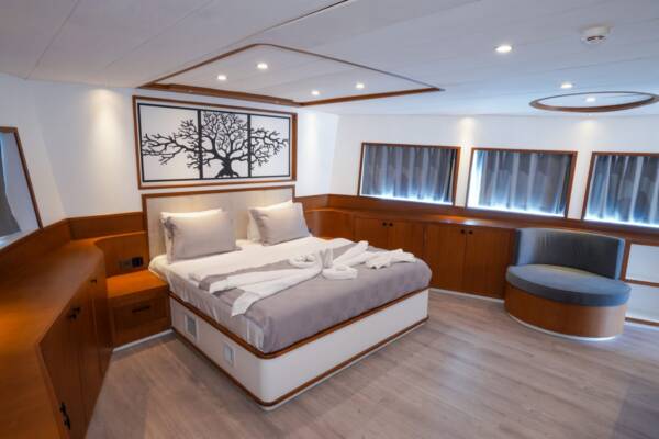 Cinar Yildizi's VIP Guest Cabin - Your Private Sanctuary on the Sea