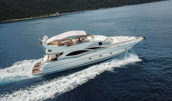 Yacht Sunseeker 75 - Luxury Yacht Rental Bodrum