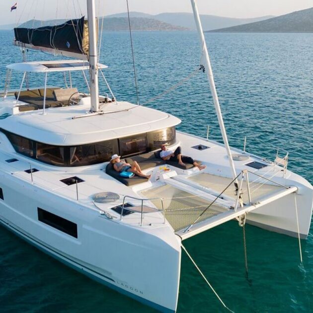 Rent the luxurious Lagoon 46 Hydra catamaran & explore Turkey's coastline! Spacious cabins, comfort & amenities await. Sail away on your dream adventure!