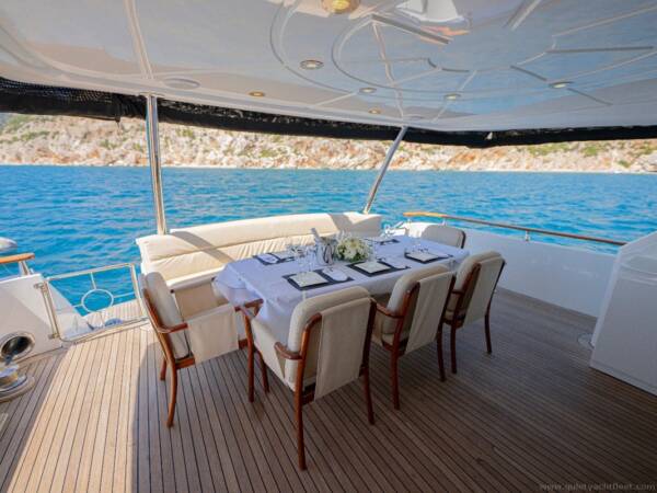 Luxury Yacht Melita - Image 29