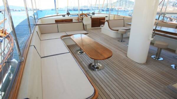 Aegean Clipper - Image 24