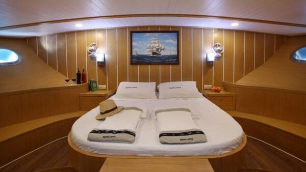 Aegean Clipper - Image 33