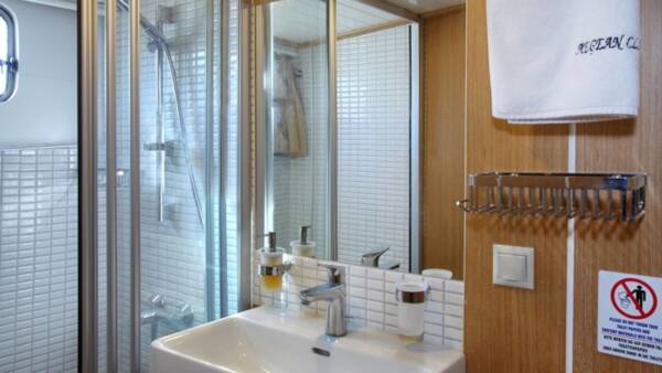Aegean Clipper - Image 34
