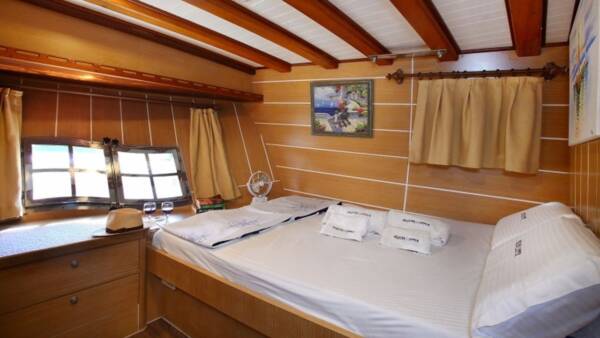 Aegean Clipper - Image 35