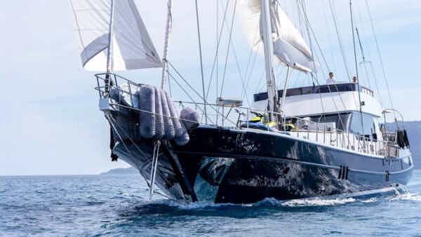 Sailing Yacht Good Life - Image 11