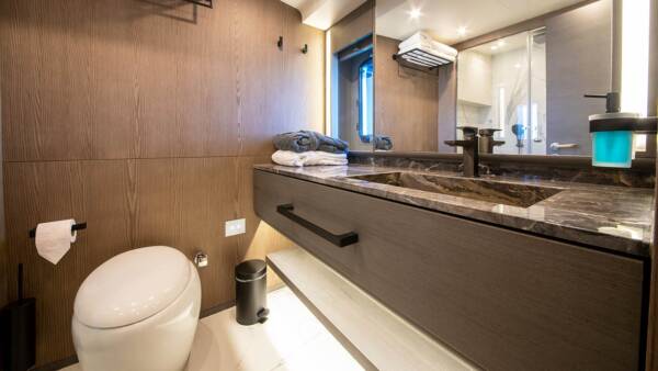Sailing Yacht Good Life - Image 21