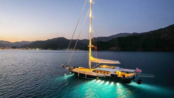 Sailing Yacht Good Life - Image 6