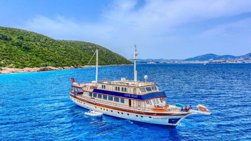Gulet Love Boat