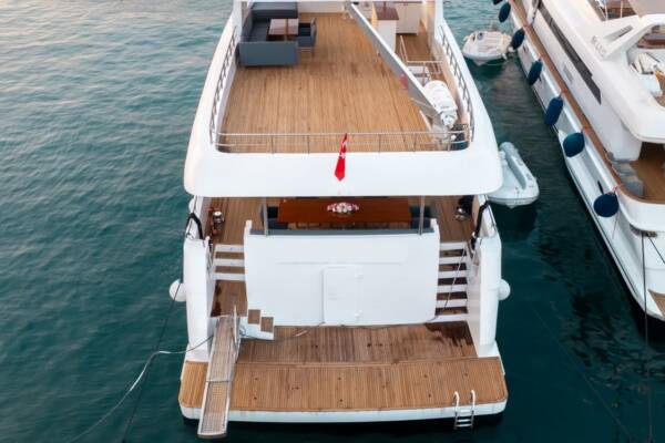 Trawler Almila - Image 4