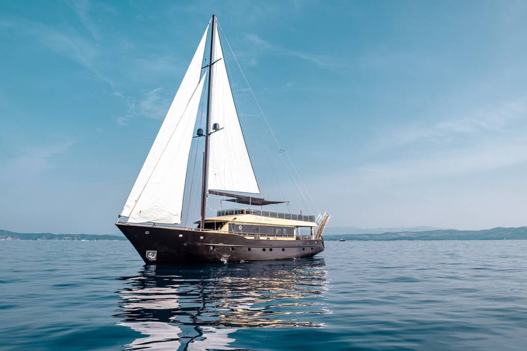 Croatia Santa Clara