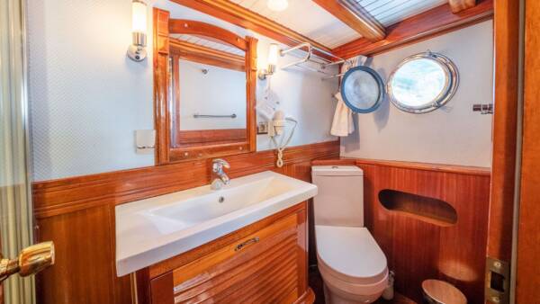 Gulet Admiral - Image 32