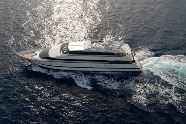 Ladyship - Image 8