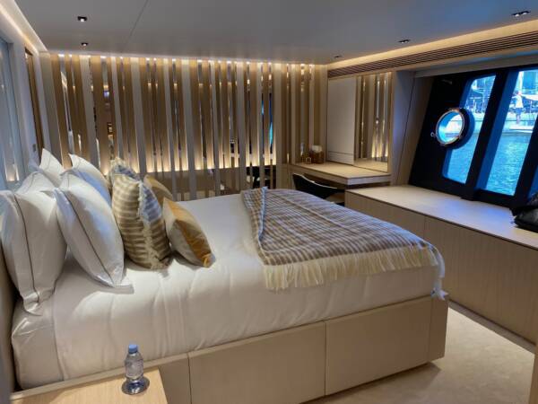 Ferretti 881 - Image 5