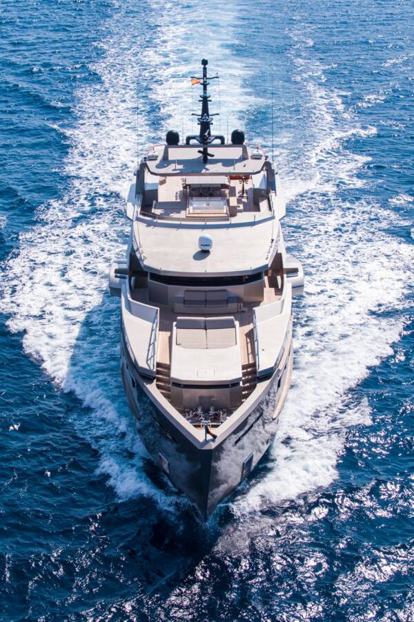 Maverick - Image 25