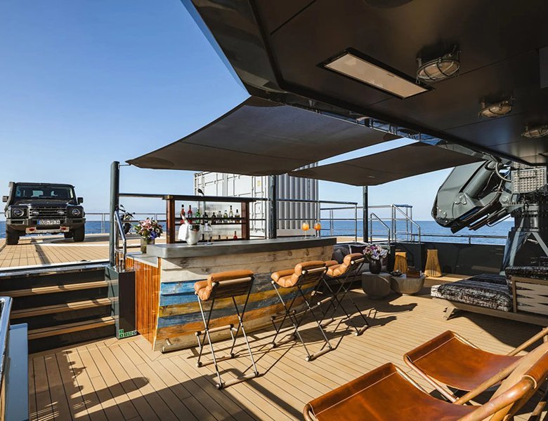 Pink Shadow Damen Yacht - Image 8