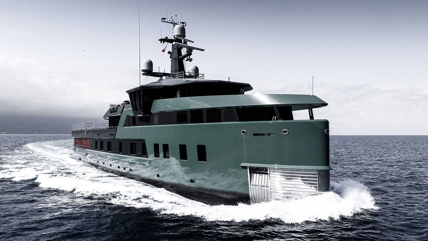 Pink Shadow Damen Yacht