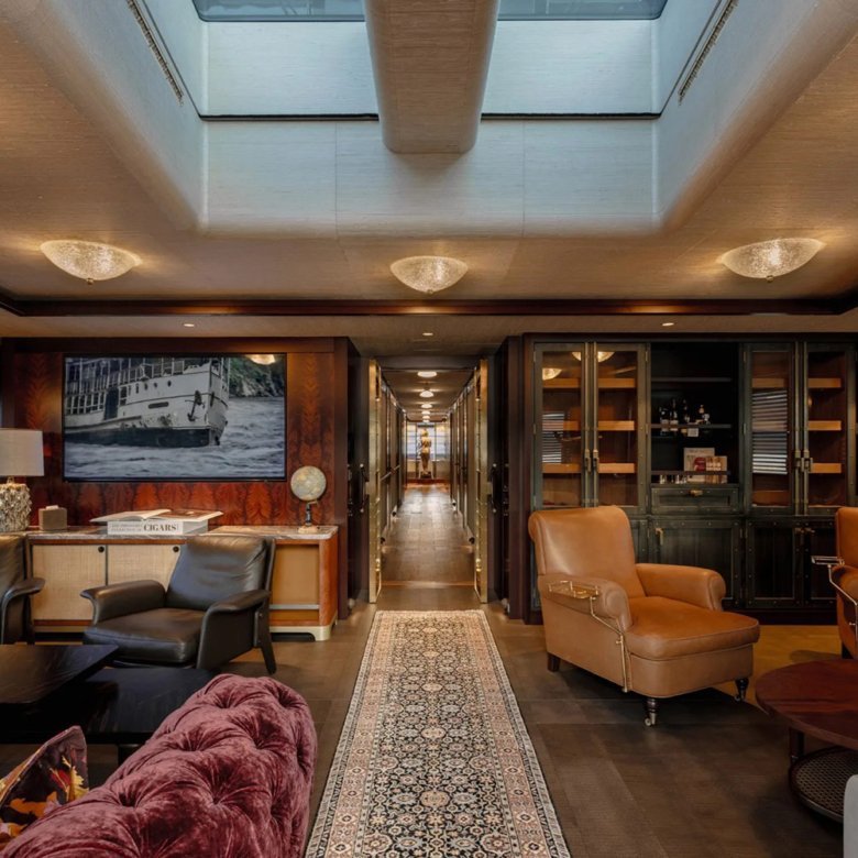 Pink Shadow Damen Yacht - Image 12